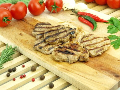 新烤的肉