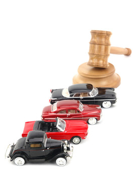 槌拍賣和汽車