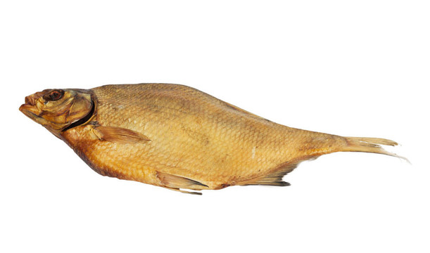 煙熏鯛魚在白色背景
