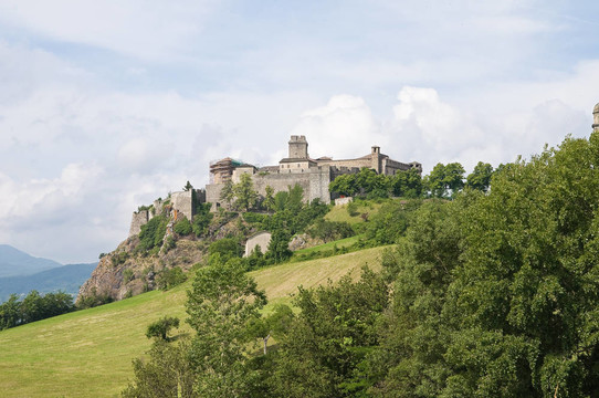 Bardi Castle。Emilia Romagna。意大利.