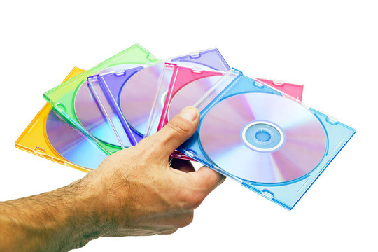 男人的手與DVD