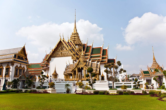 Phra tinang圍裙phimok寺亭在宏偉的宮殿