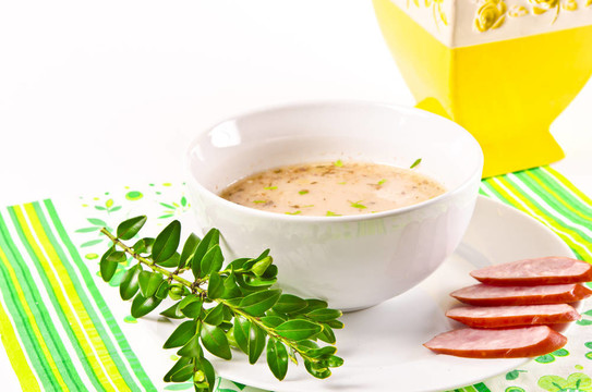 Zurek是一個(gè)體面的波蘭湯