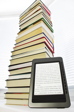 輕型背景電子書閱讀器