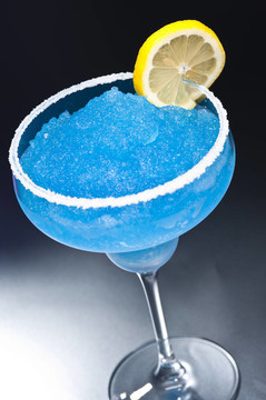 藍(lán)色瑪格麗特雞尾酒