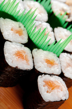 煙熏魚壽司卷