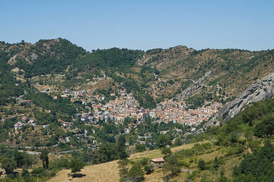 對castelmezzano全景。巴斯利卡塔大區(qū)。意大利.