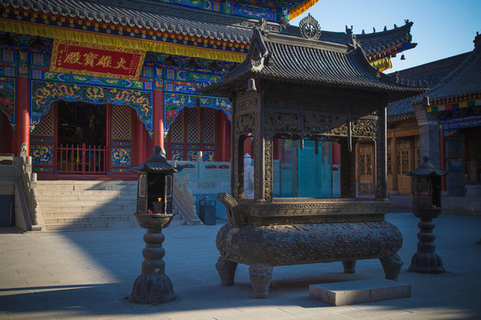 寺廟焚香爐