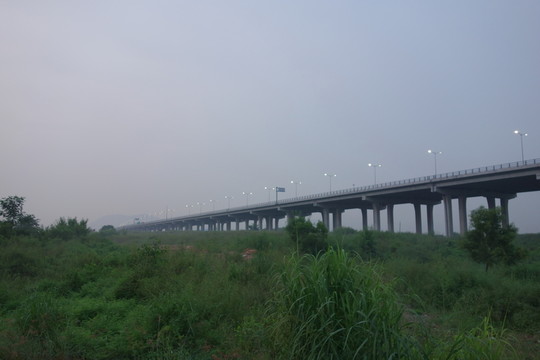 沿江山高速