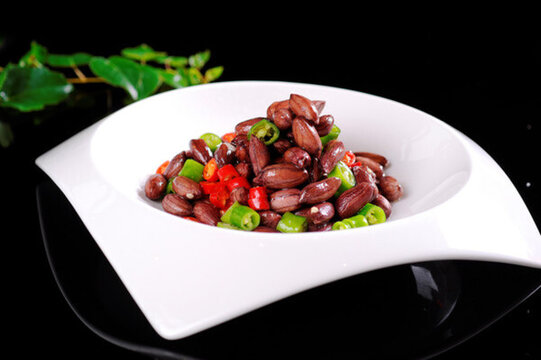 青椒拌黑衣長(zhǎng)生果