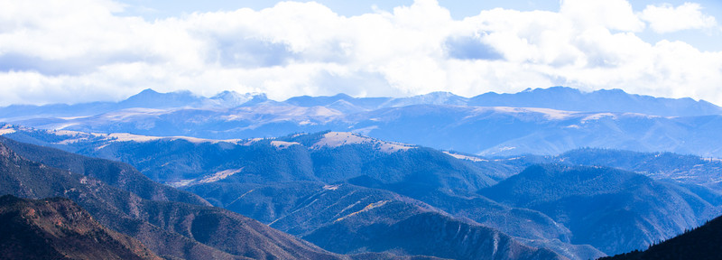 遠(yuǎn)山