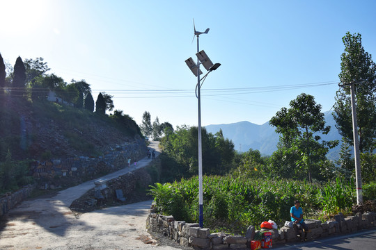 大山中的鄉(xiāng)村風(fēng)景