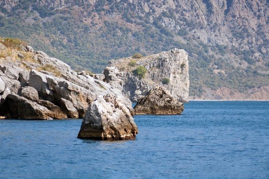 山；巖石與海洋