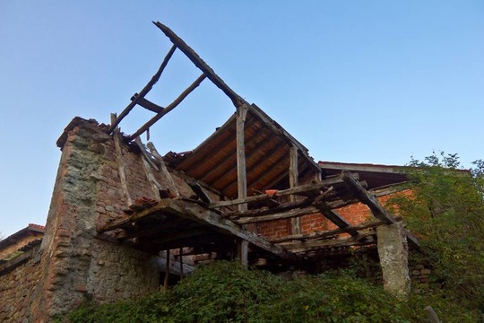 村落房屋廢墟