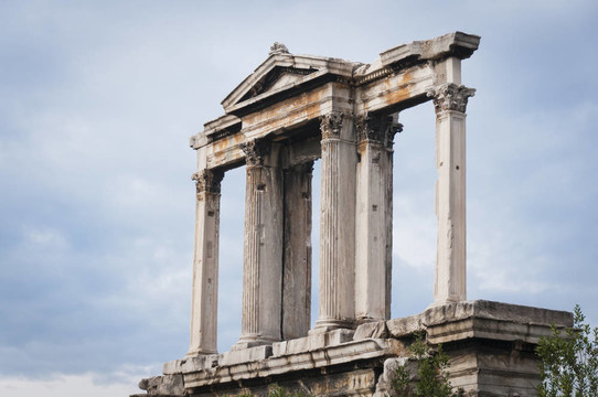 希臘；Athens。哈德良拱門。