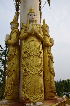 緬甸風(fēng)格佛像雕塑圖片