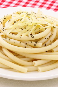 美味的意大利Bucatini