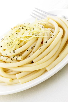 美味的意大利Bucatini