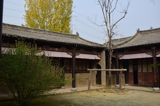 古樸的青瓦房小院景觀