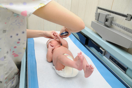 兒科新生兒