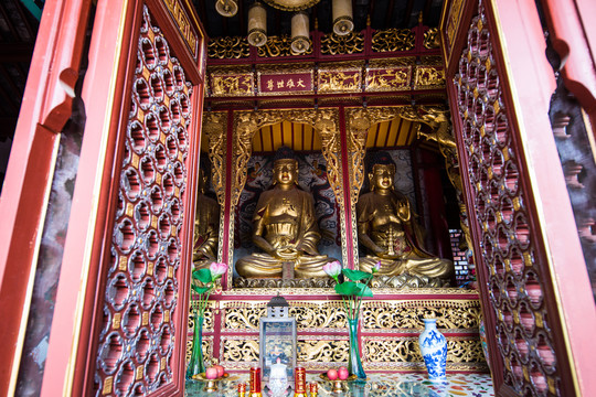 大雄世尊