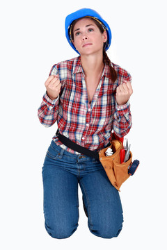 絕望的女建筑工人。