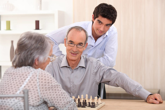 爺爺下棋
