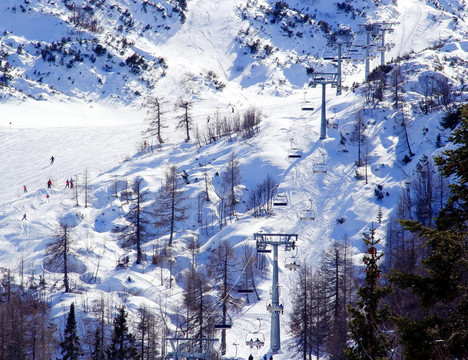 滑雪中心