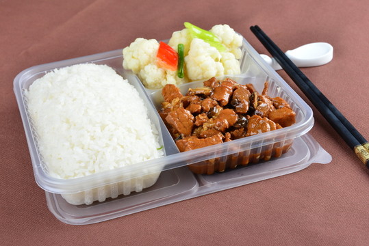 香菇燉肉飯