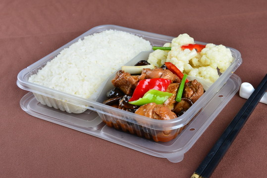 香菇雞肉飯