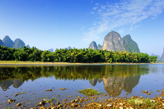 在陽朔桂林美麗的喀斯特景觀；中國