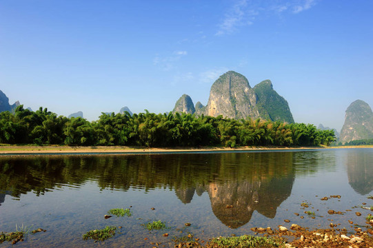 在陽朔桂林美麗的喀斯特景觀；中國