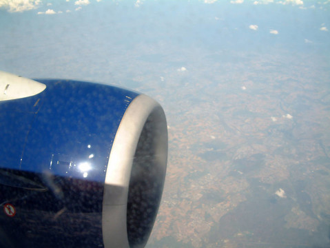 飛機(jī)發(fā)動(dòng)機(jī)