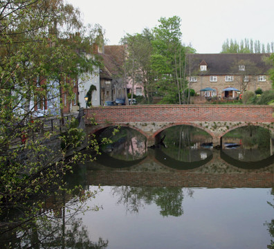 三拱橋