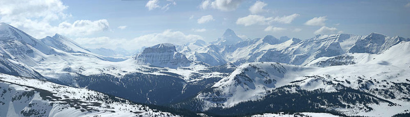 山全景