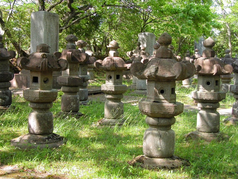 日本的墓地