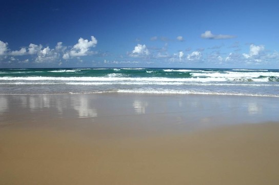 沙浪沖浪
