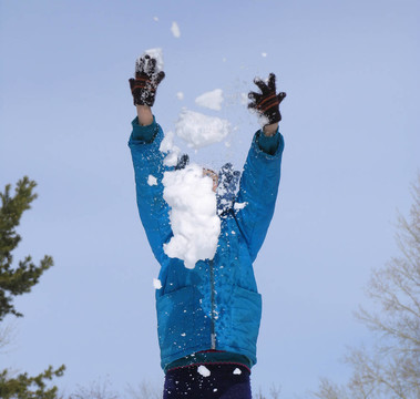 女孩與雪