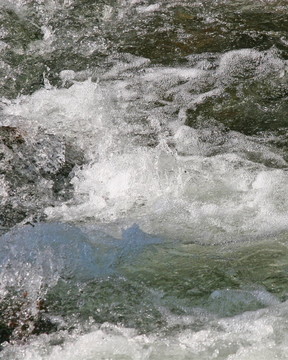 潺潺流水