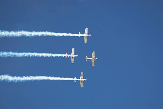 四架飛機2