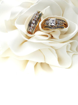 黃金結婚戒指