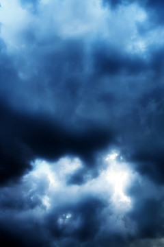 灰暗的天空