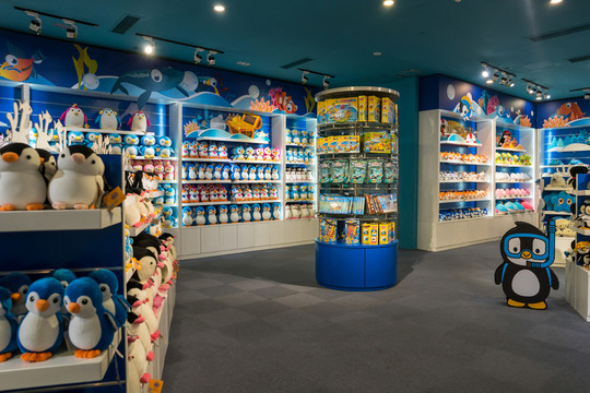 玩具店內(nèi)景