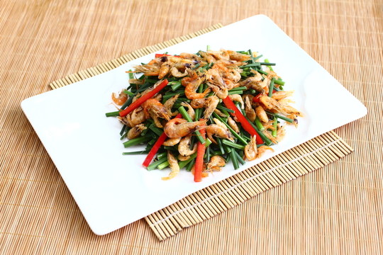韭菜炒小河蝦
