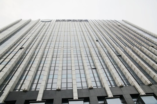建筑大樓仰拍
