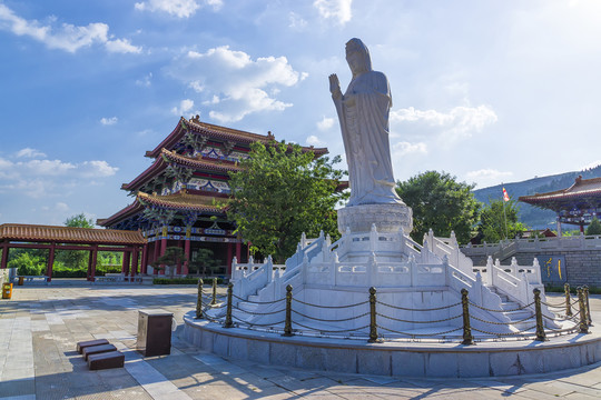 山東青州龍興寺觀音塑像