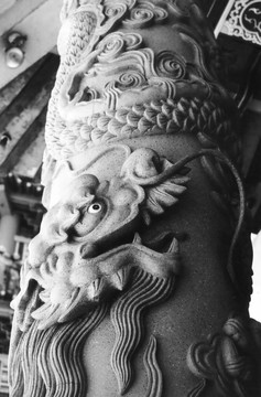 龍柱