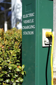 汽車充電