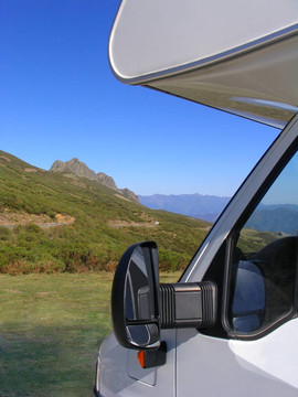 在旅行房車1