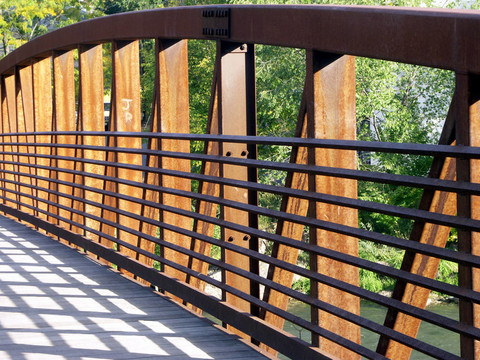 結(jié)構(gòu)和形式